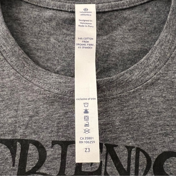 Lululemon Men’s Printed T Shirt EUC - Picture 4 of 5